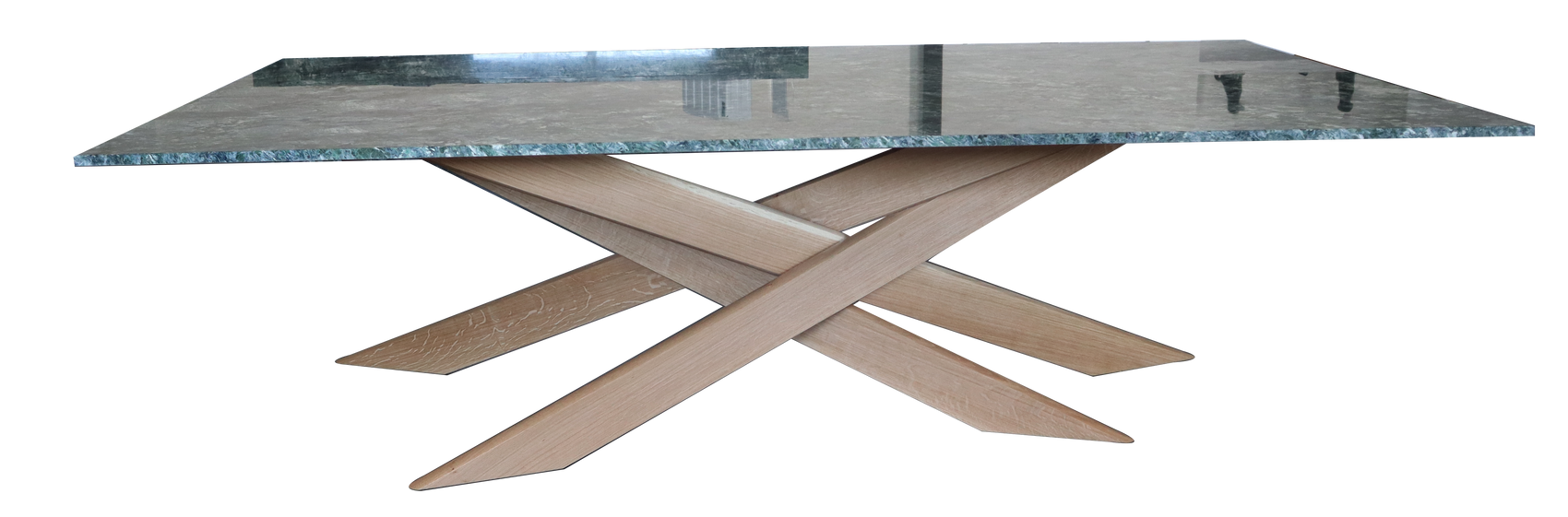 Table "Mikado"
